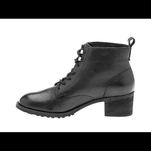 Tara M. Gianna lace up boot - Picture 3 of 8